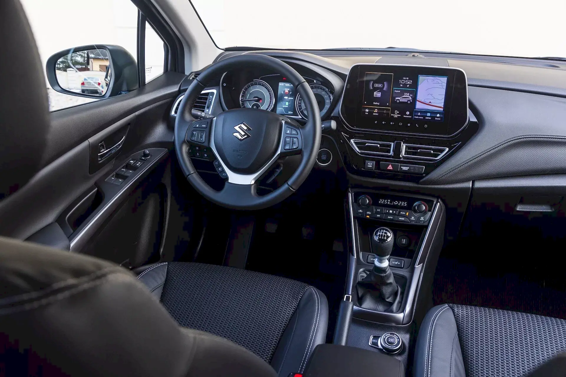 Suzuki S-Cross – cena od 531 900 Kč, parametry, recenze | Autohled.cz