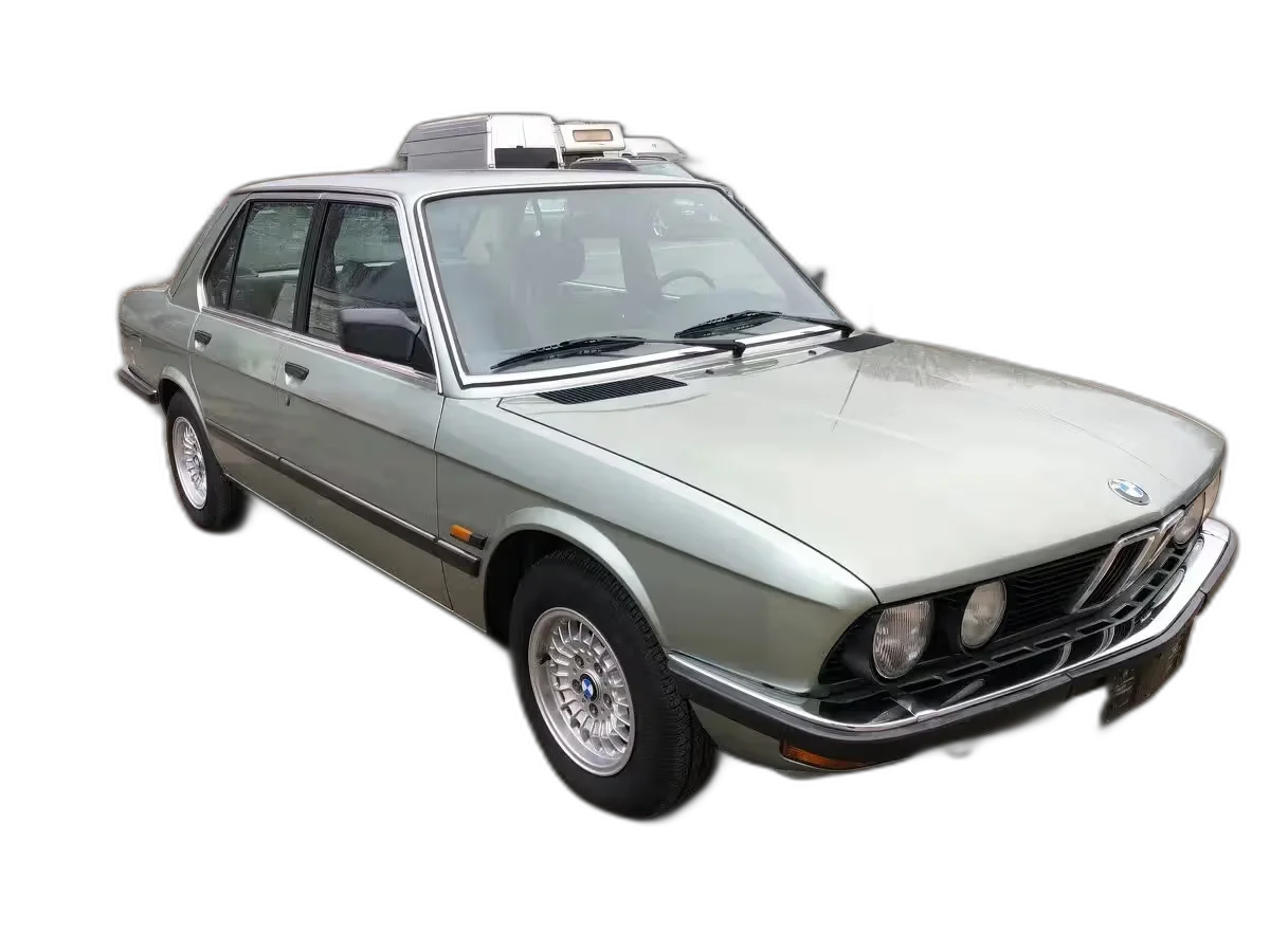 E28