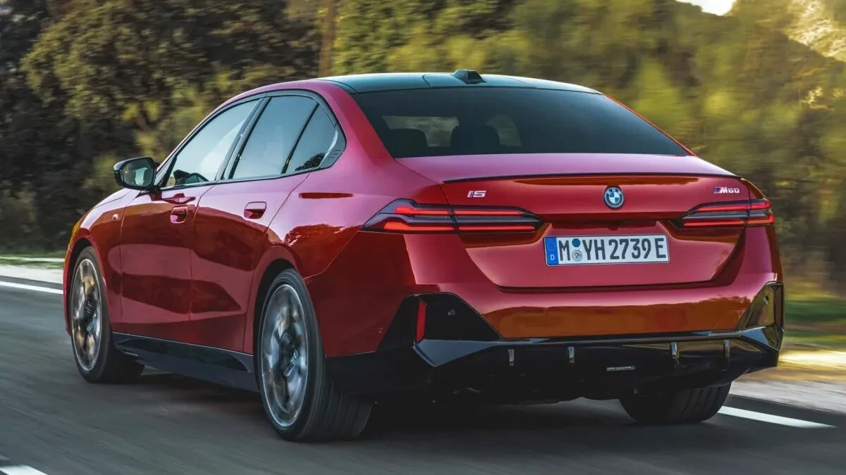BMW i5