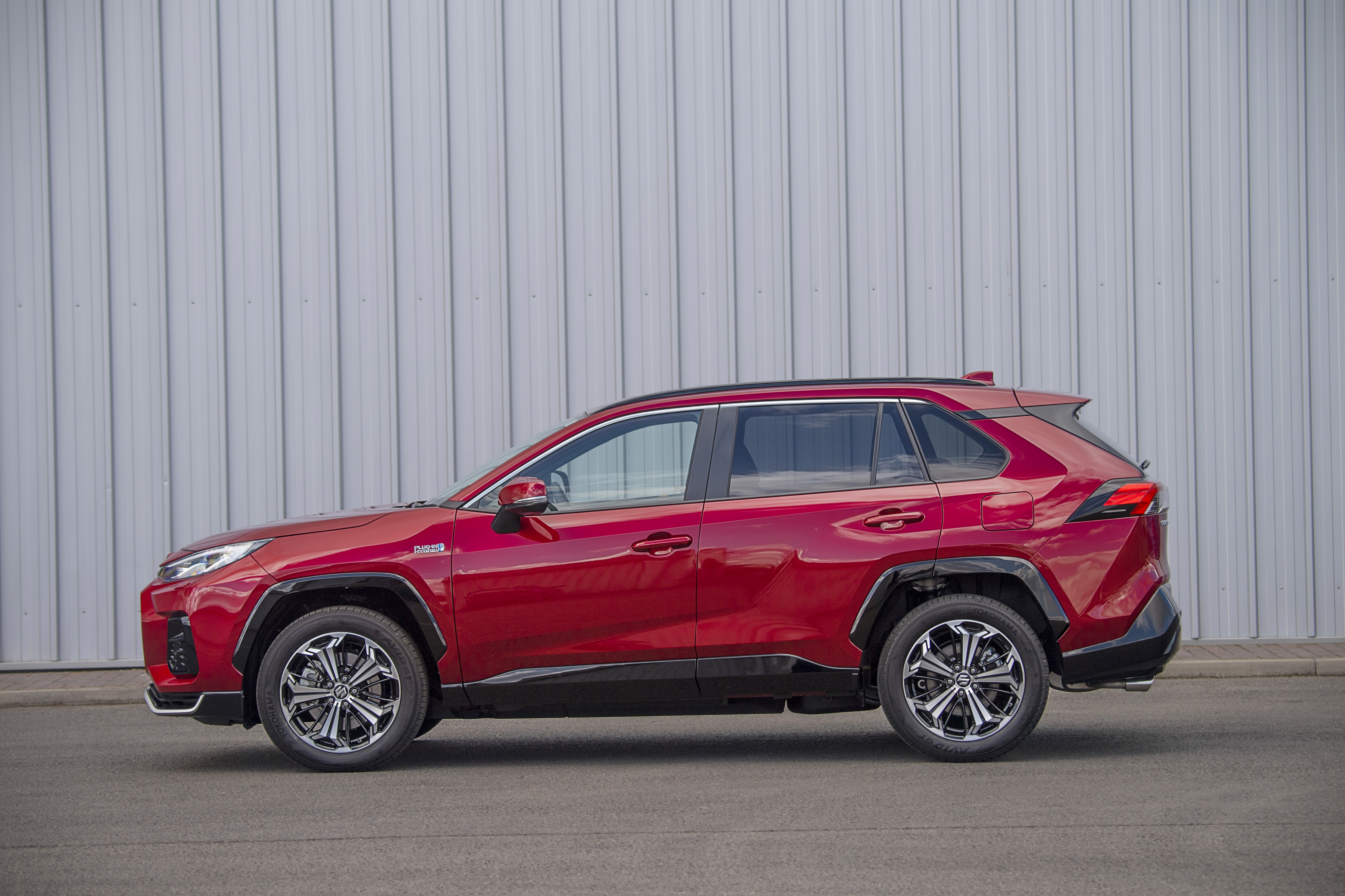 Suzuki Across rozvor