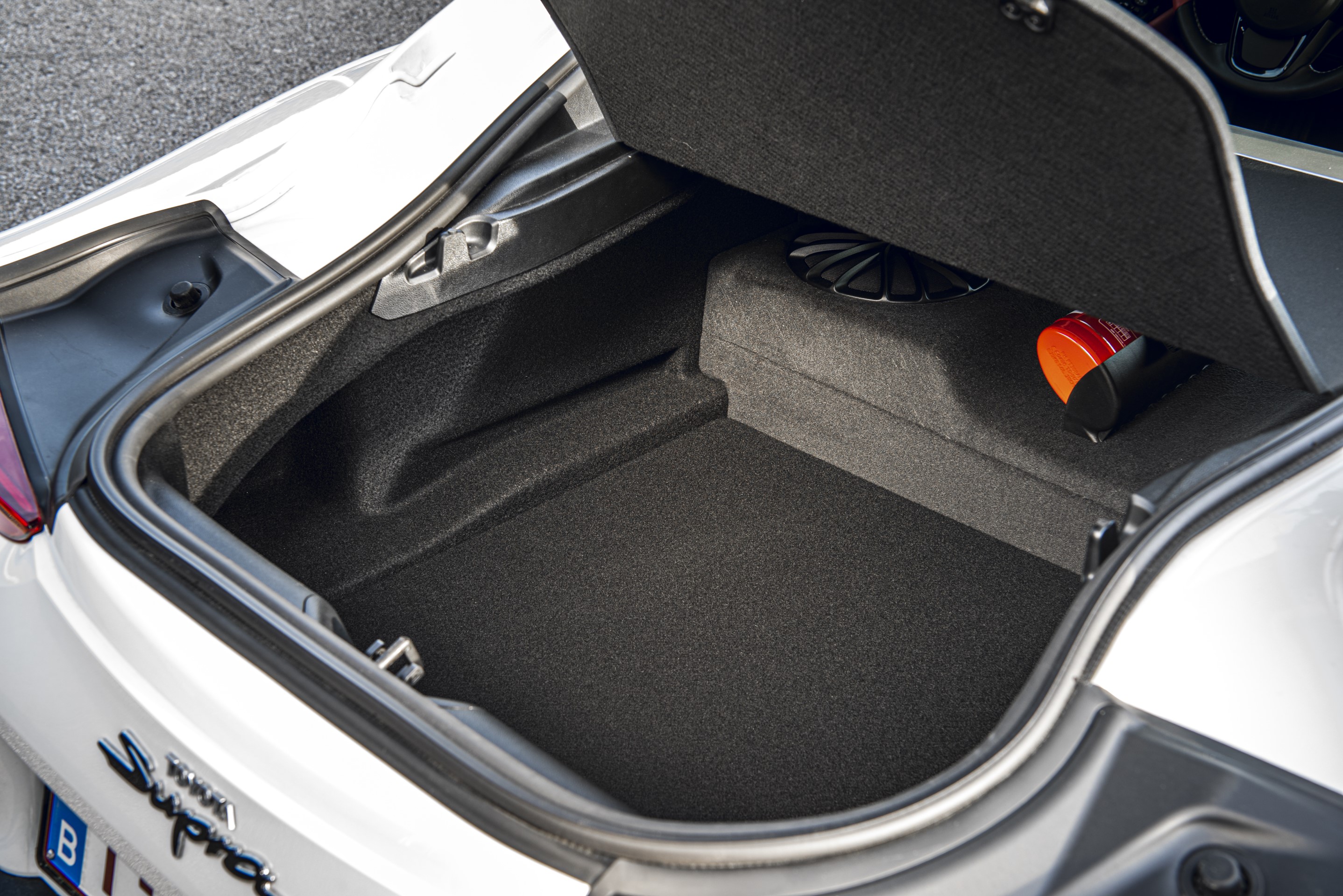 Toyota GR Supra objem kufru